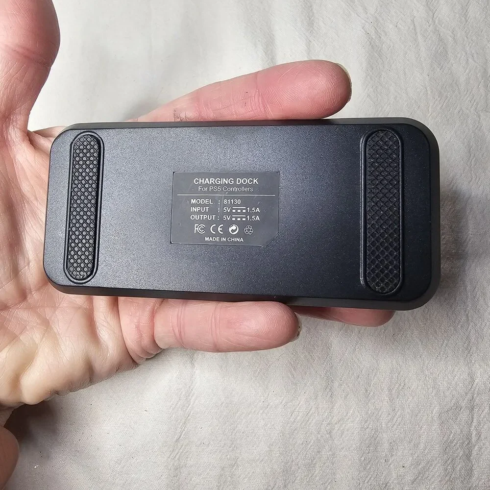 Unbranded dual usb